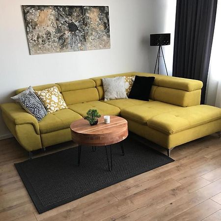 Sole Apartment 2 Сату Маре Екстериор снимка